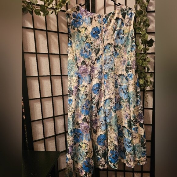 Roz & Ali Floral Lace Embroidered Fit & Flare Sleeveless Dress Boat Neck Size 16 - Picture 4 of 7